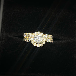 Round Diamond Wedding Set W/ Halo